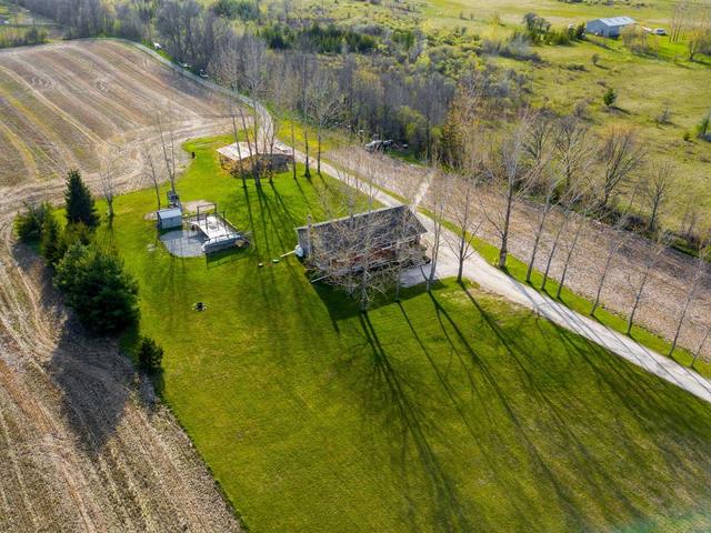 1107 Sandringham Rd, House detached with 4 bedrooms, 2 bathrooms and 15 parking in Kawartha Lakes ON | Image 1
