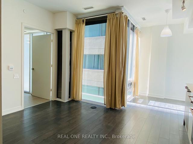 312 - 28 Wellesley St E, Condo with 0 bedrooms, 1 bathrooms and 0 parking in Toronto ON | Image 7