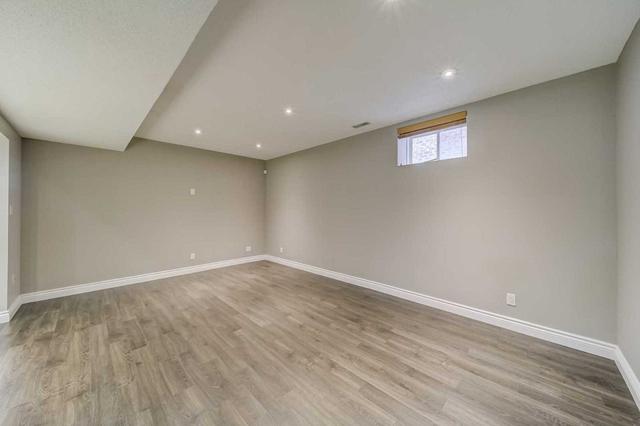 60 - 60 Townsgate Dr N, Home with 1 bedrooms, 1 bathrooms and 2 parking in Vaughan ON | Image 11