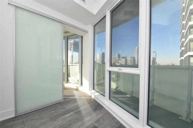 2805 - 403 Church St, Condo with 2 bedrooms, 2 bathrooms and 0 parking in Toronto ON | Image 7