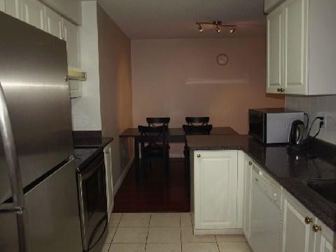 lph08 - 39 Pemberton Ave, Condo with 2 bedrooms, 2 bathrooms and 1 parking in Toronto ON | Image 2