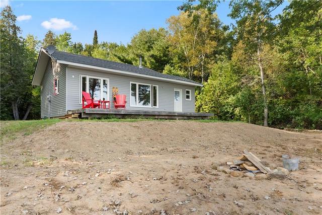1274 Lower Craigmont Road, House detached with 2 bedrooms, 1 bathrooms and 4 parking in Madawaska Valley ON | Image 25