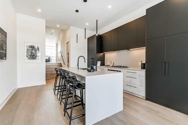 647 Beresford Ave, House semidetached with 3 bedrooms, 5 bathrooms and 1.5 parking in Toronto ON | Image 2