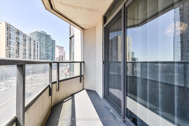 529 - 500 Doris Ave, Condo with 2 bedrooms, 2 bathrooms and 1 parking in Toronto ON | Image 15