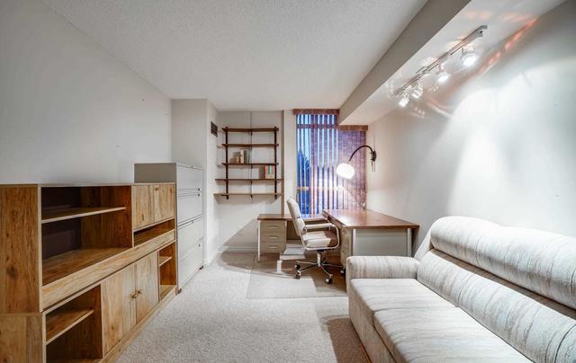 311 - 7300 Yonge St, Condo with 2 bedrooms, 2 bathrooms and 1 parking in Vaughan ON | Image 18