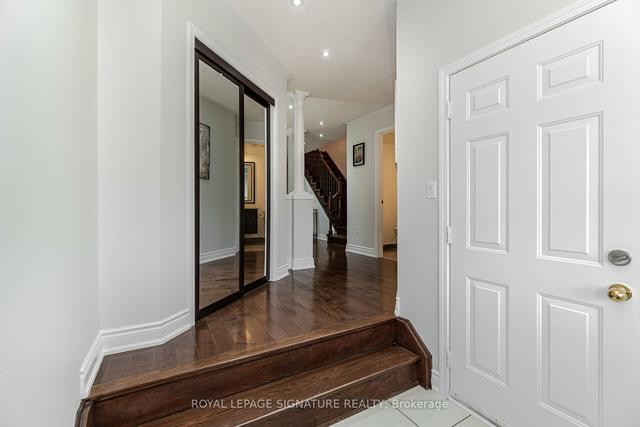 921 Tambourine Terr, House semidetached with 3 bedrooms, 4 bathrooms and 3 parking in Mississauga ON | Image 34