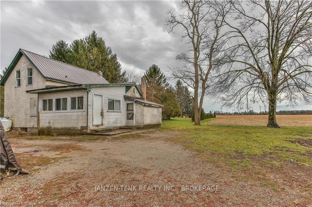 327 2nd Concession Rd Enr, House detached with 3 bedrooms, 1 bathrooms and 6 parking in Norfolk County ON | Image 16