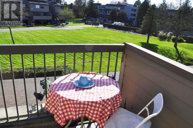 204 - 8140 Colonial Drive, House attached with 3 bedrooms, 2 bathrooms and 1 parking in Richmond BC | Image 21