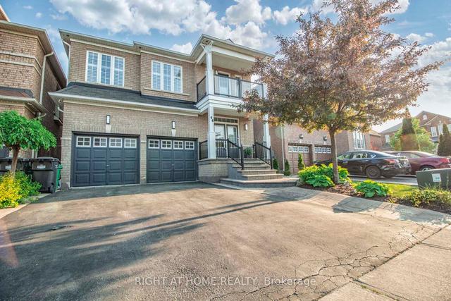 44 Robitaille Dr, House detached with 4 bedrooms, 3 bathrooms and 4 parking in Brampton ON | Image 23