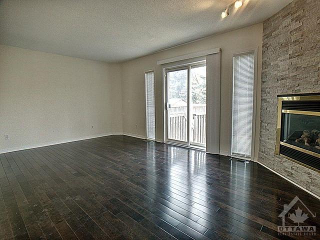 101 Arcola Private, Townhouse with 2 bedrooms, 4 bathrooms and 4 parking in Ottawa ON | Image 6