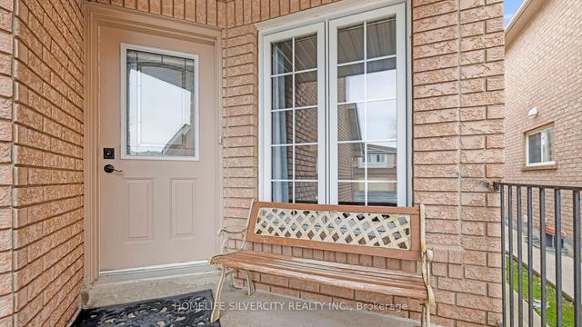 70 Tumbleweed Tr, House semidetached with 4 bedrooms, 4 bathrooms and 5 parking in Brampton ON | Image 23