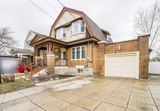 78 Rosemount Ave, House detached with 3 bedrooms, 3 bathrooms and 2 parking in Toronto ON | Image 2