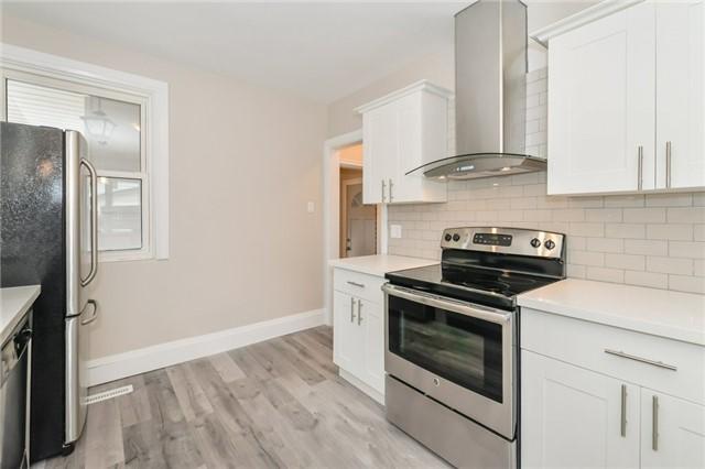 27 Verney St, House detached with 2 bedrooms, 1 bathrooms and 5 parking in Guelph ON | Image 11
