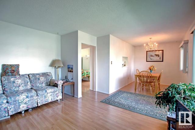 12011 77 St Nw, House detached with 4 bedrooms, 2 bathrooms and null parking in Edmonton AB | Image 7