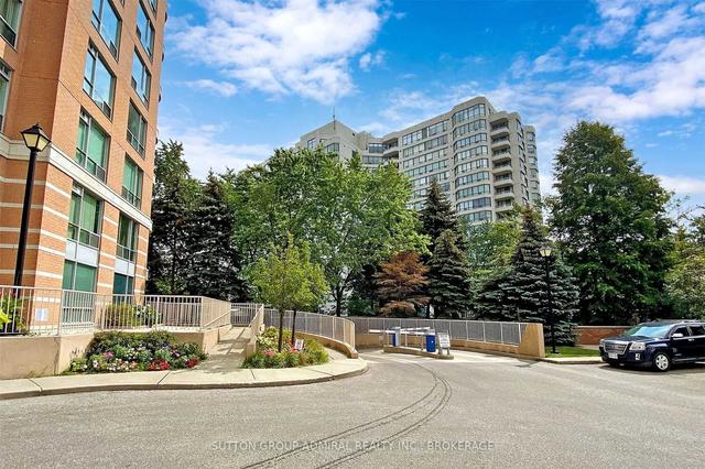 1002 - 745 New Westminster Dr, Condo with 2 bedrooms, 2 bathrooms and 2 parking in Vaughan ON | Image 12