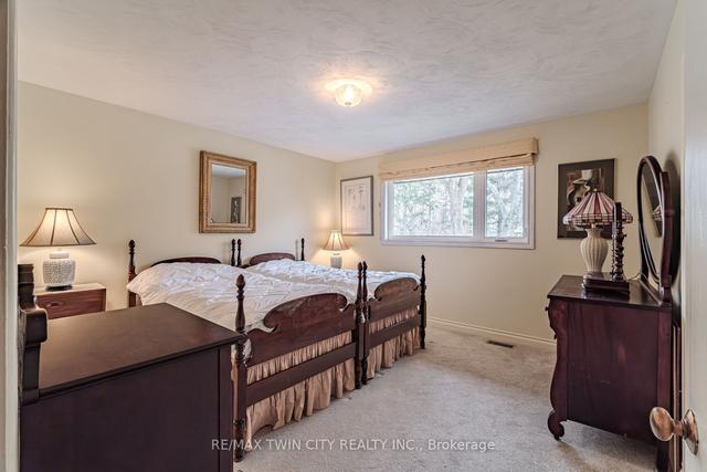 25 Golfdale Rd, House detached with 3 bedrooms, 3 bathrooms and 8 parking in Brantford ON | Image 37
