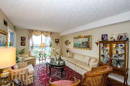 1705 - 5460 Yonge St, Condo with 2 bedrooms, 2 bathrooms and 1 parking in Toronto ON | Image 2