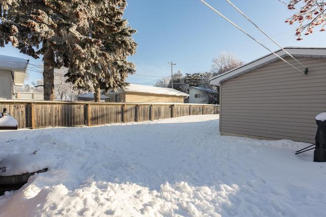 4305 50 Avenue, House detached with 2 bedrooms, 1 bathrooms and 2 parking in Camrose County AB | Image 25
