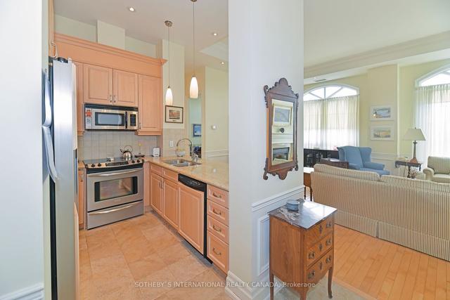 ph 12 - 20 Burkebrook Pl, Condo with 2 bedrooms, 2 bathrooms and 2 parking in Toronto ON | Image 7