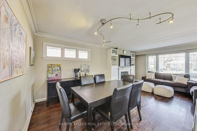 14 Almington St, House detached with 3 bedrooms, 3 bathrooms and 5 parking in Toronto ON | Image 39