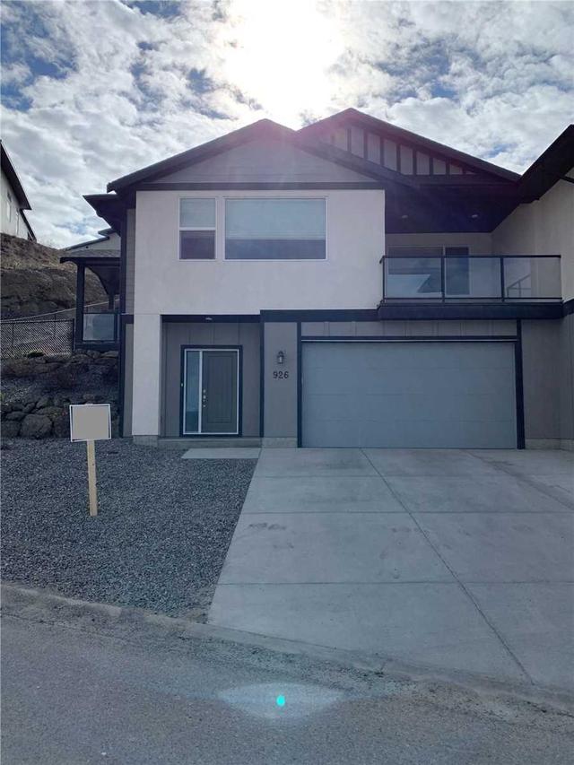 926 Mt Robson Pl, Condo with 2 bedrooms, 3 bathrooms and 4 parking in Vernon BC | Image 1