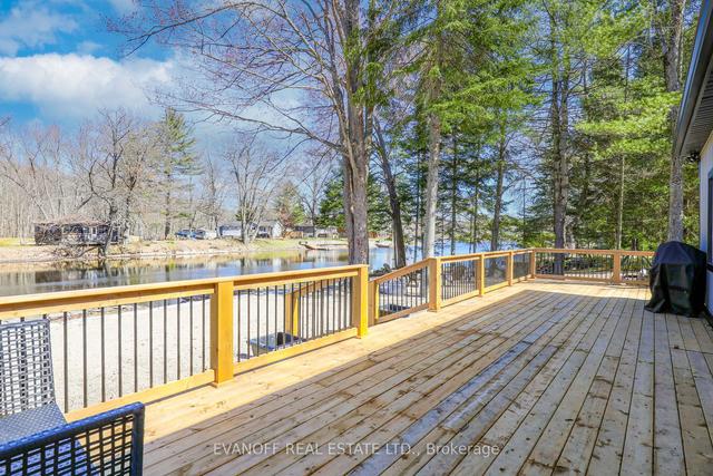 11 Little Bay Dr, House detached with 3 bedrooms, 1 bathrooms and 6 parking in Kawartha Lakes ON | Image 27