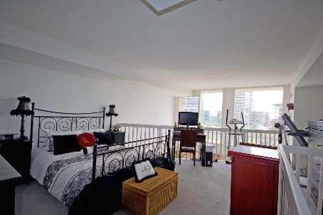 402 - 1029 King St W, Condo with 1 bedrooms, 1 bathrooms and 1 parking in Toronto ON | Image 7