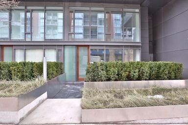 Th101 - 1815 Yonge St, Townhouse with 2 bedrooms, 2 bathrooms and null parking in Toronto ON | Image 1