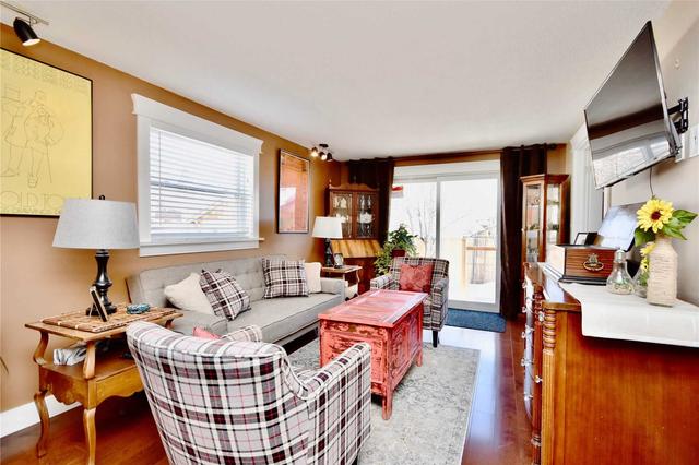 702 Frazer Dr, House semidetached with 1 bedrooms, 3 bathrooms and 3 parking in Midland ON | Image 34