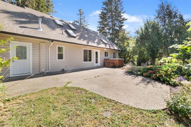 9922 Park Lane, House detached with 3 bedrooms, 3 bathrooms and null parking in Coldstream BC | Image 31