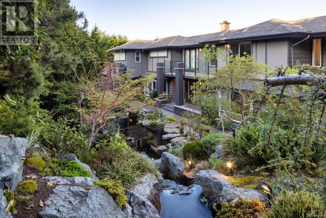 4325 Gordon Head Rd, House detached with 8 bedrooms, 7 bathrooms and 6 parking in Saanich BC | Image 52