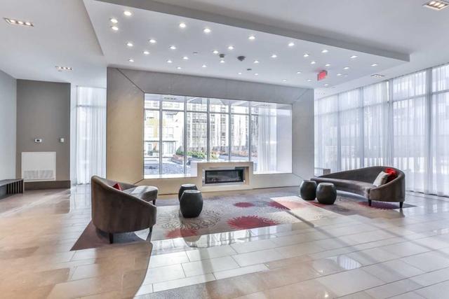1001 - 88 Sheppard Ave, Condo with 1 bedrooms, 1 bathrooms and 0 parking in Toronto ON | Image 6