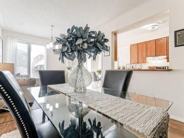 3880 Skyview St, House semidetached with 3 bedrooms, 4 bathrooms and 3 parking in Mississauga ON | Image 18