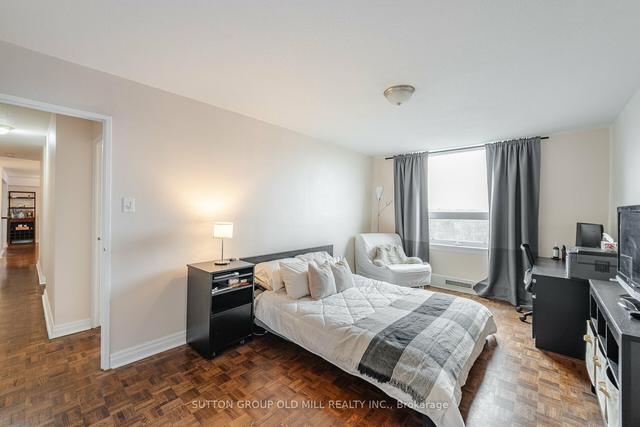 1106 - 15 La Rose Ave, Condo with 3 bedrooms, 2 bathrooms and 1 parking in Toronto ON | Image 8
