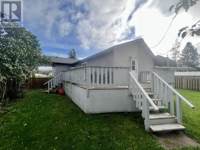 2711 Cramer Street, House detached with 5 bedrooms, 2 bathrooms and null parking in Terrace BC | Image 18