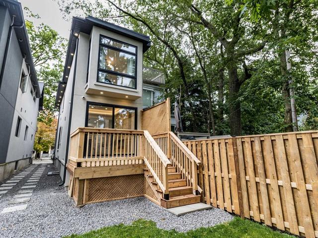230 Willow Ave, House semidetached with 3 bedrooms, 3 bathrooms and 1 parking in Toronto ON | Image 33