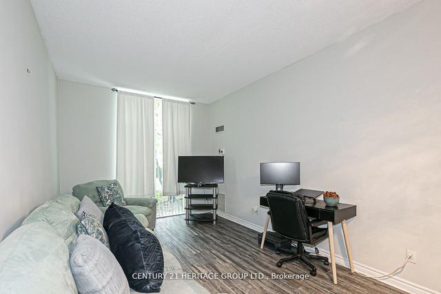 102 - 130 Pond Dr, Condo with 1 bedrooms, 1 bathrooms and 1 parking in Markham ON | Image 6