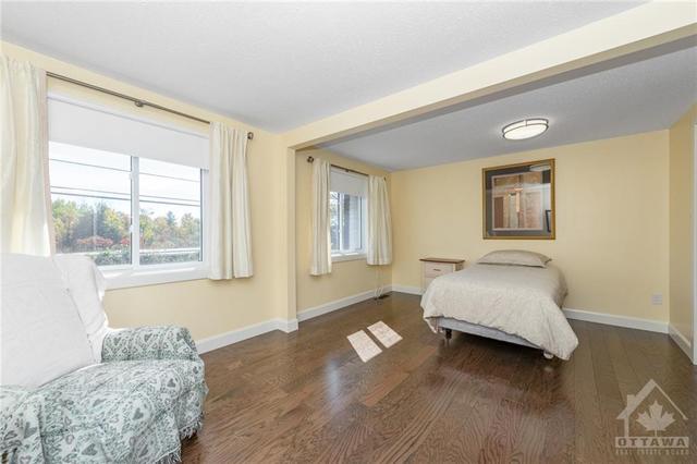 6400 Mary Jane Crescent, Townhouse with 2 bedrooms, 3 bathrooms and 2 parking in Ottawa ON | Image 14