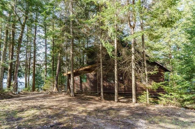 1409 West Oxbow Lake Rd, House detached with 3 bedrooms, 1 bathrooms and 4 parking in Lake of Bays ON | Image 12