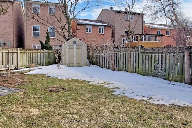 185 Cottonwood Crt, House semidetached with 3 bedrooms, 2 bathrooms and 5 parking in Markham ON | Image 32