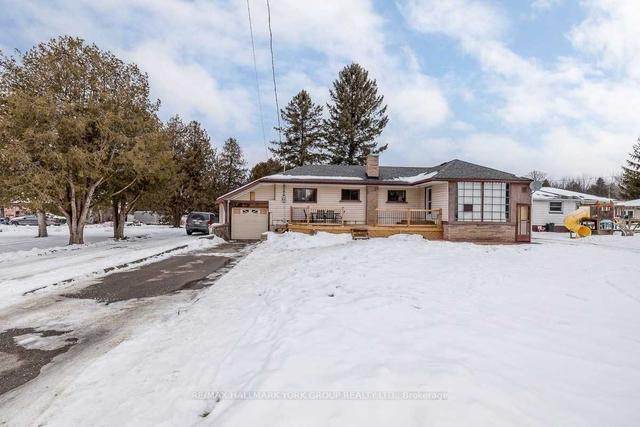 11 Concession 14 Rd, House detached with 2 bedrooms, 1 bathrooms and 4 parking in Brock ON | Image 1