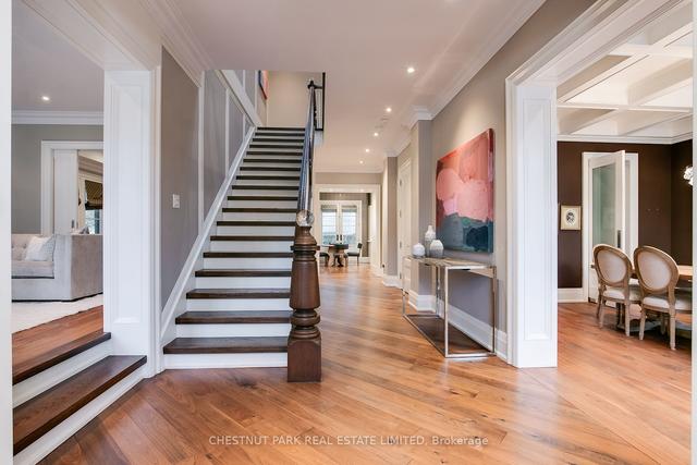 2 Dacre Cres, House detached with 5 bedrooms, 5 bathrooms and 7 parking in Toronto ON | Image 34