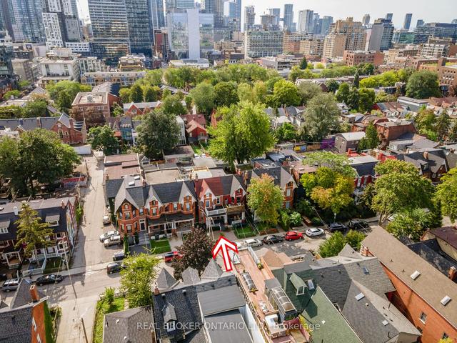 19 Grange Ave, House semidetached with 8 bedrooms, 8 bathrooms and 0 parking in Toronto ON | Image 29