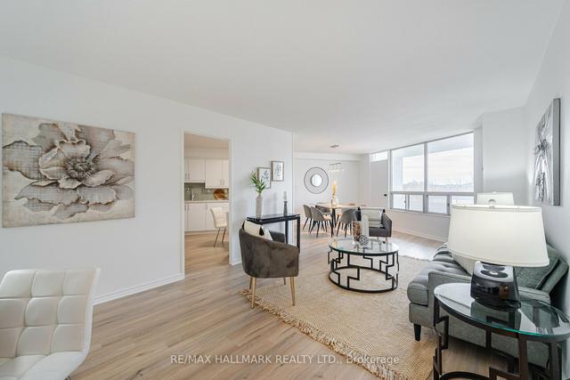 606 - 20 Edgecliffe Gfwy, Condo with 3 bedrooms, 2 bathrooms and 1 parking in Toronto ON | Image 27