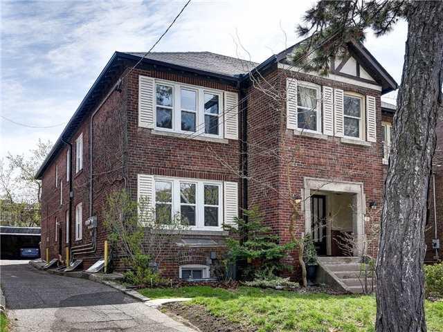95 Hillsdale Ave E, House detached with 6 bedrooms, 3 bathrooms and 3 parking in Toronto ON | Image 2