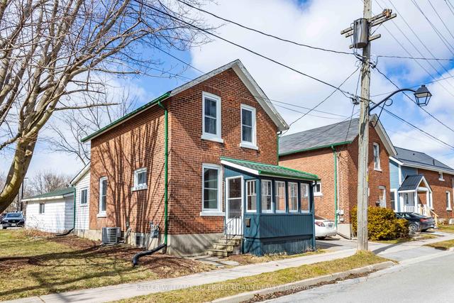 169 Hibernia St, House detached with 2 bedrooms, 2 bathrooms and 4 parking in Cobourg ON | Image 23