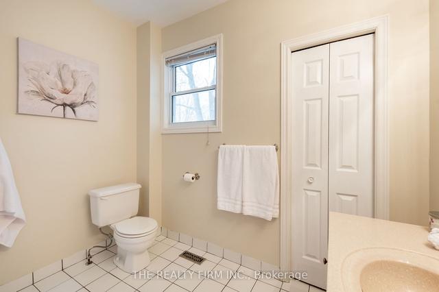 239 Queen St, House detached with 3 bedrooms, 1 bathrooms and 4 parking in Strathroy Caradoc ON | Image 10