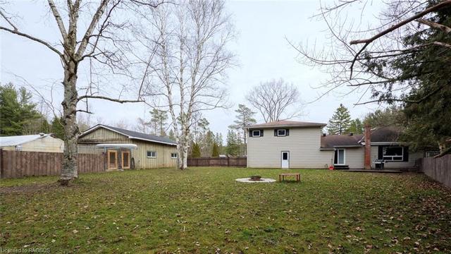 929 16th Street W, House detached with 3 bedrooms, 2 bathrooms and 12 parking in Georgian Bluffs ON | Image 29