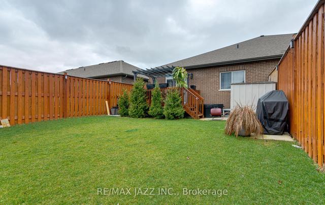 75 Farmington Cres, House semidetached with 3 bedrooms, 3 bathrooms and 6 parking in Belleville ON | Image 35