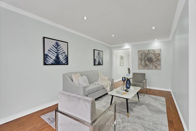 10 San Carmelo Way, Townhouse with 3 bedrooms, 2 bathrooms and 3 parking in Toronto ON | Image 33
